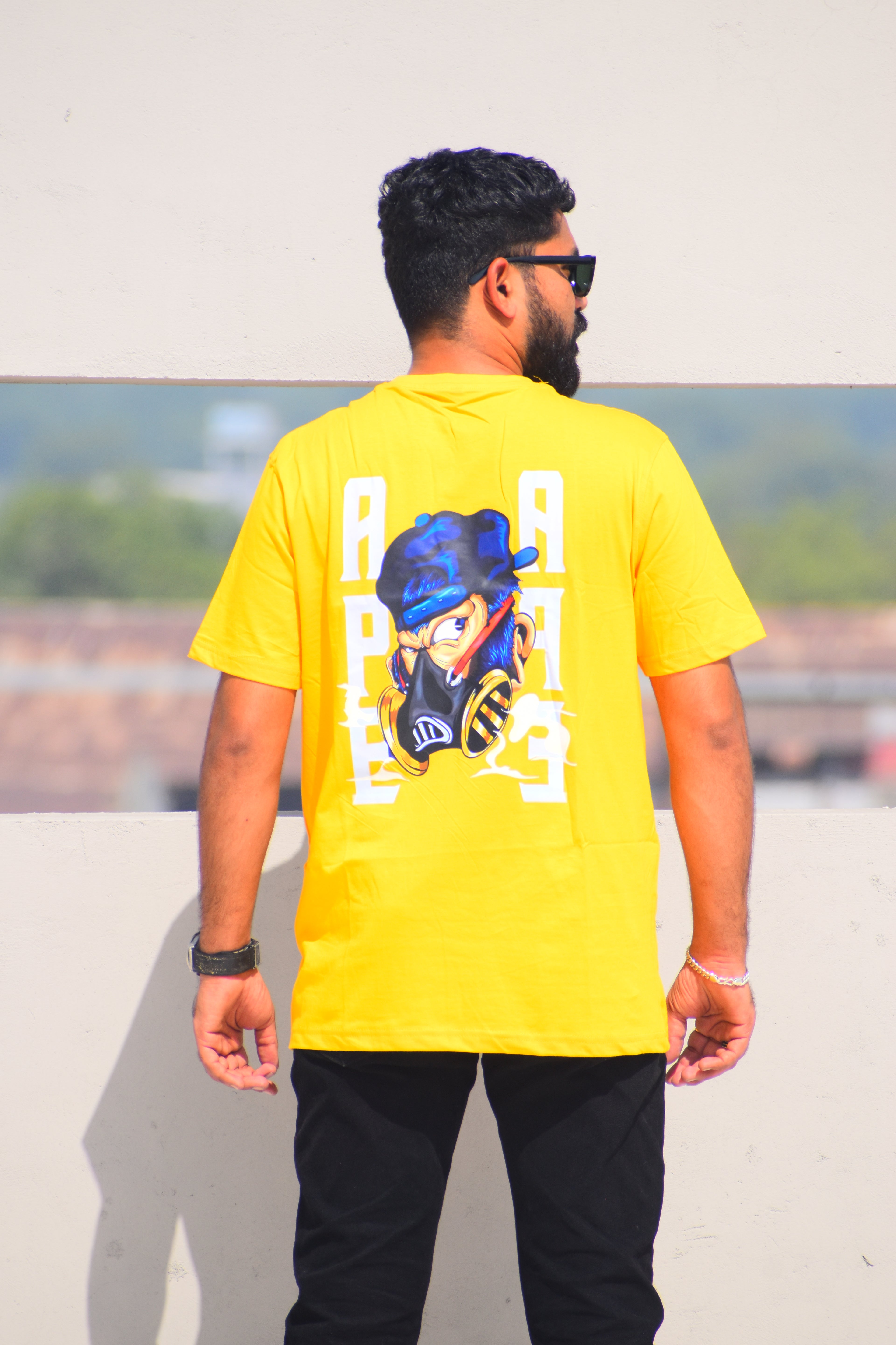 REGULAR FIT 100% COTTON