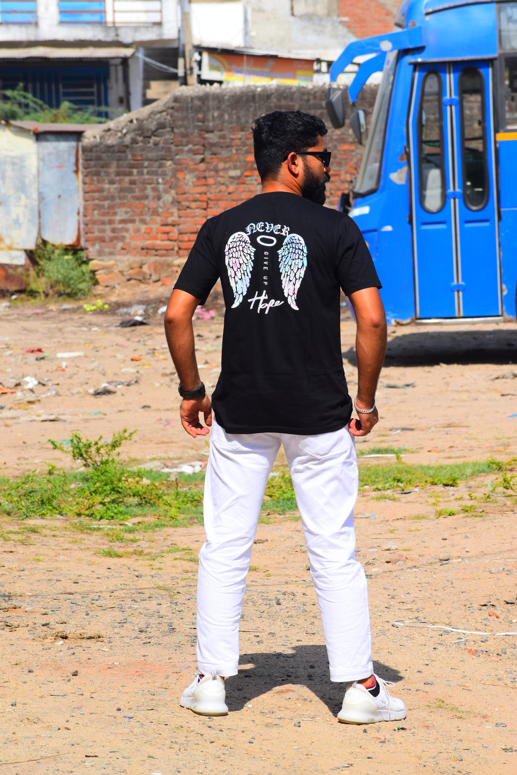 REGULAR FIT 100% COTTON