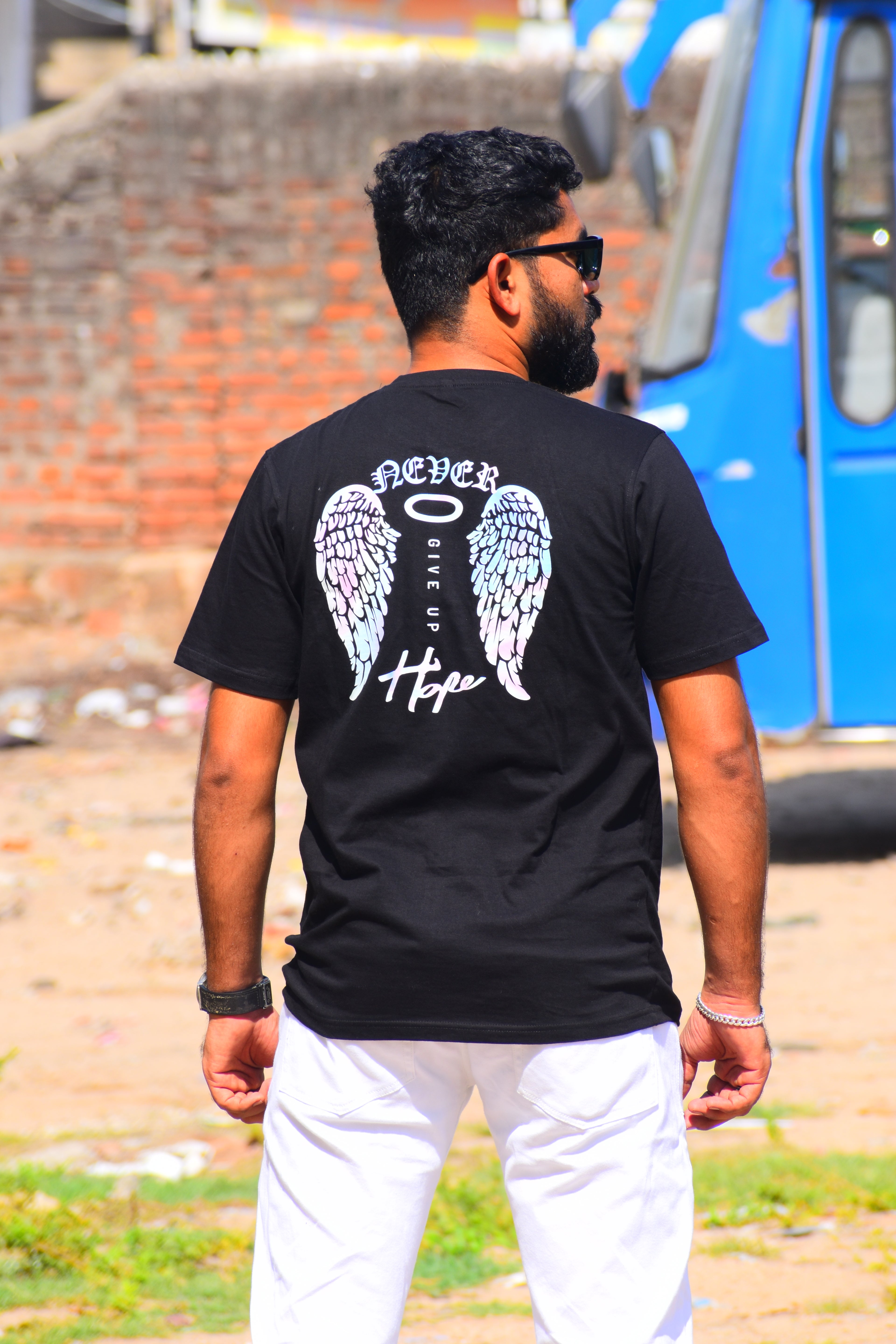 REGULAR FIT 100% COTTON